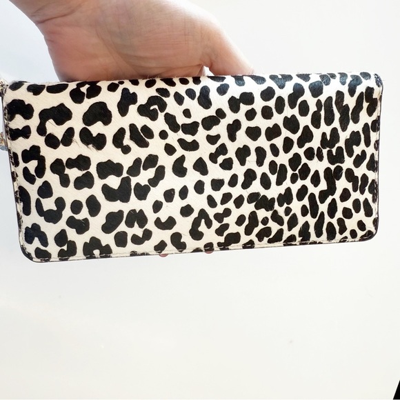 NWT Michael Kors Jet Set Travel Wristlet Wallet in Cream Leopard Calf Hair - Picture 3 of 6